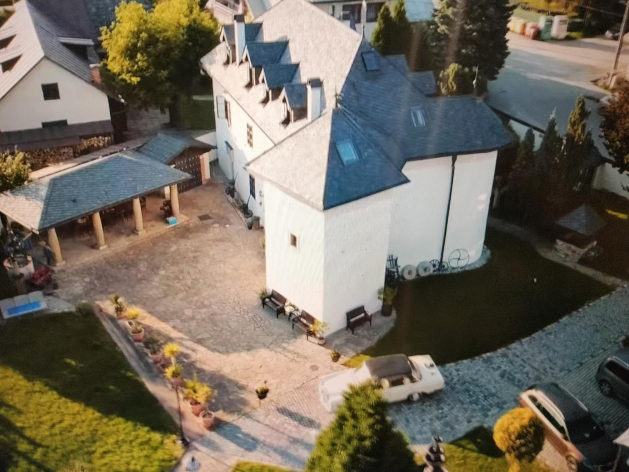 Apartamento Castle Kaštieľ Kotešová Exterior foto