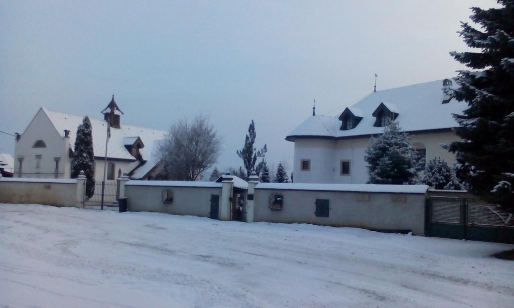 Apartamento Castle Kaštieľ Kotešová Exterior foto