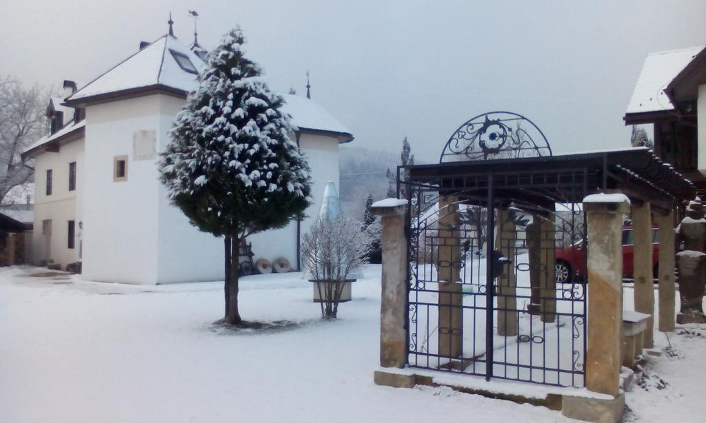 Apartamento Castle Kaštieľ Kotešová Exterior foto